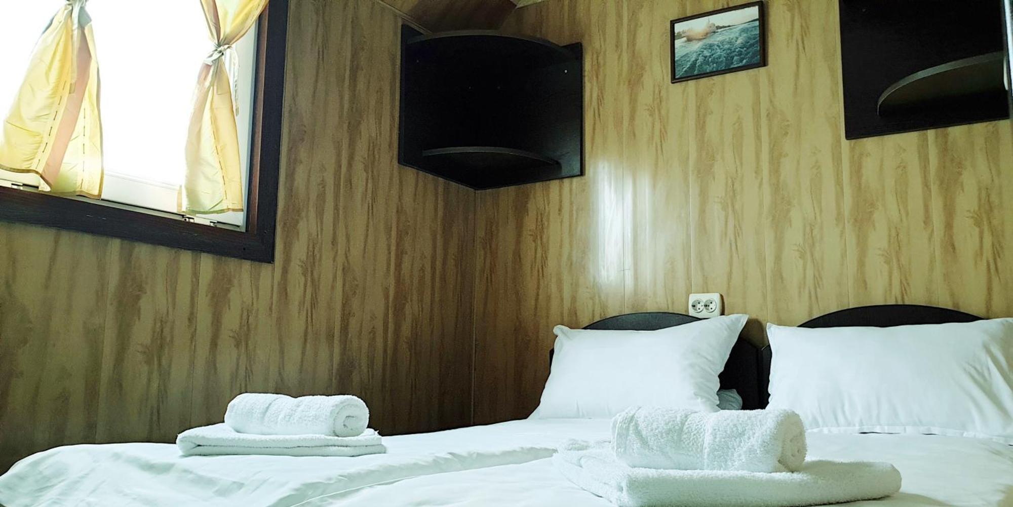 Hotel Restaurant Plutitor Delta Ways Nufaru Luaran gambar